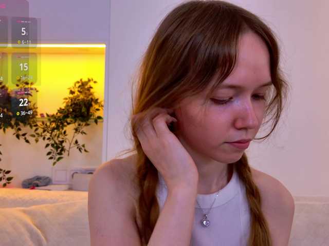 HoneyAhegao online show from August 11, 8:27 am