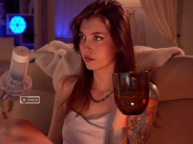 HoneyCherry online show from July 29, 7:10 pm