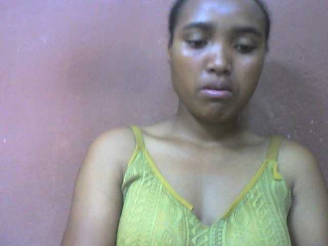 Honorine1a online show from August 15, 6:50 am