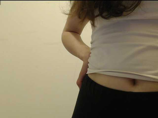 Hot-lina online show from May 23, 10:56 pm
