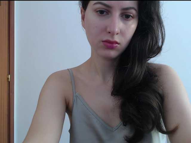 Hot-lina online show from August 11, 11:23 am