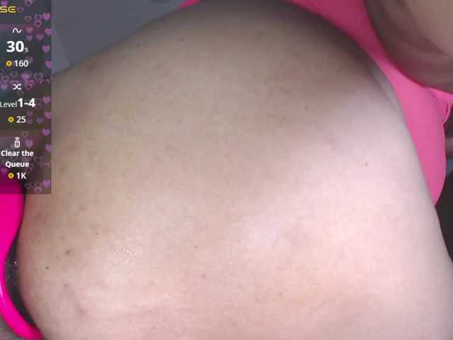 HotMilfSquirt online show from July 29, 4:58 pm