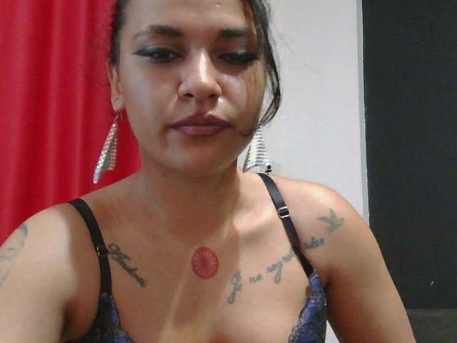 HotVenesse online show from May 26, 5:41 am
