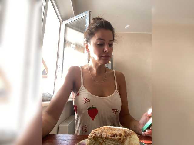 Hotkate77 online show from August 7, 11:21 am