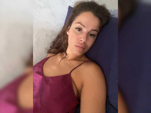 Hotkate77 online show from August 13, 9:01 am