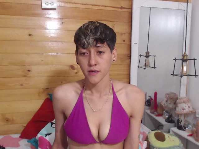 HottAlexxxa online show from August 5, 12:30 am