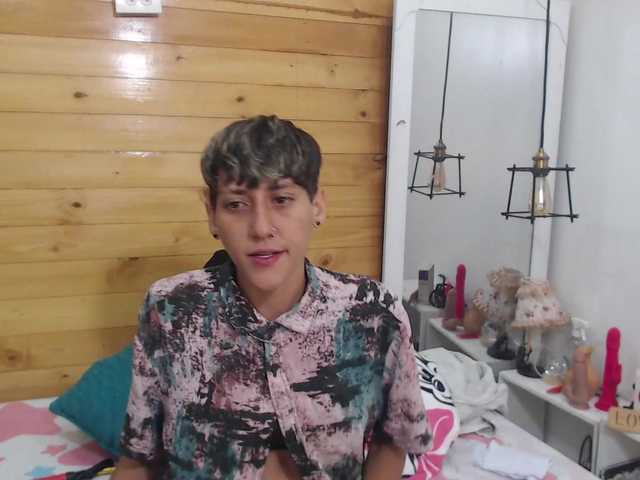 HottAlexxxa online show from August 5, 7:17 am