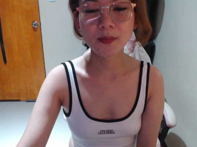 HottieAnne online show from July 26, 5:56 am