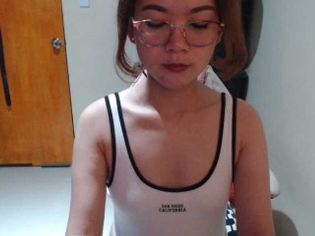 HottieAnne online show from July 26, 9:14 am