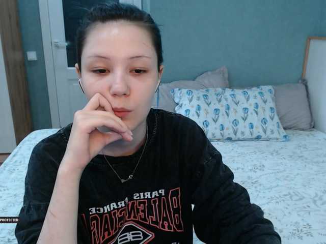 Hugo-Min online show from August 5, 2:53 am