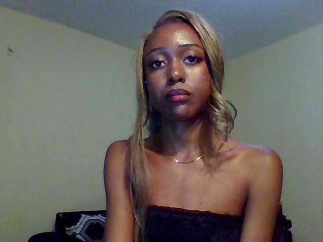 Hunnybee online show from June 1, 7:11 am