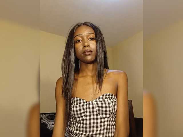Hunnybee online show from August 16, 3:43 am