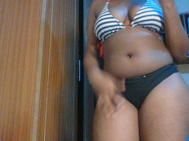 Hunnybloom online show from August 13, 5:49 pm