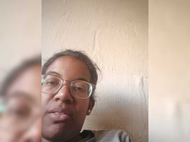 IndianBeaut online show from August 14, 7:12 am
