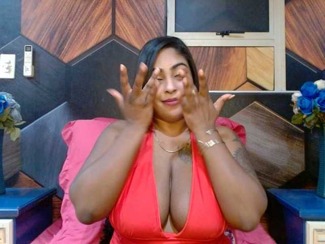 IndianShine online show from July 30, 2:02 pm