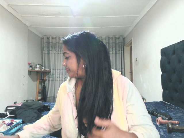 Indianmayaxoxo online show from July 21, 9:33 am