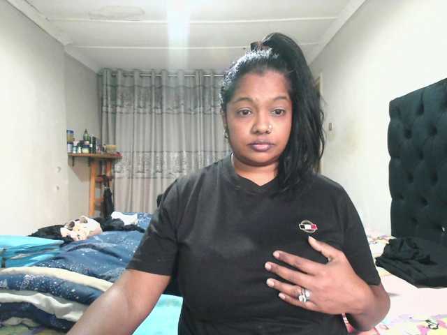Indianmayaxoxo online show from August 14, 2:10 pm