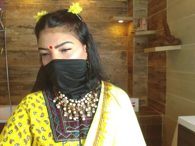 IniyaParul online show from August 12, 3:03 pm