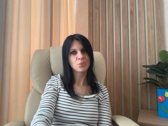InjaAtHome online show from April 17, 12:12 pm