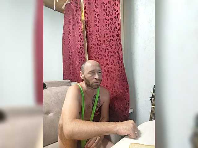 Innokentiy449 online show from August 9, 10:27 am
