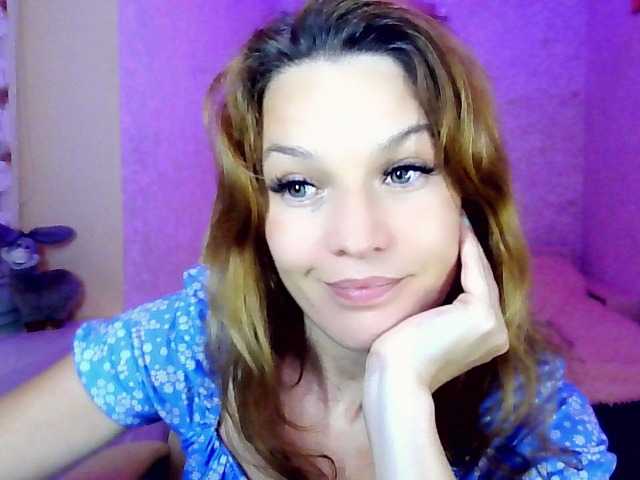IridessaL online show from August 21, 11:33 pm