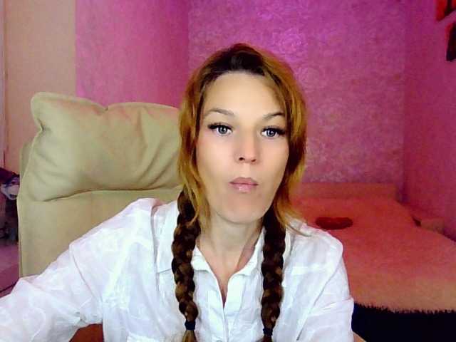 IridessaL online show from August 27, 6:16 pm