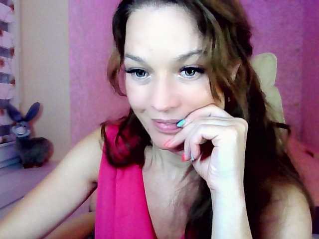 IridessaL online show from September 3, 8:45 pm