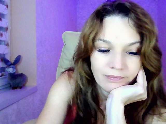 IridessaL online show from September 7, 5:08 pm