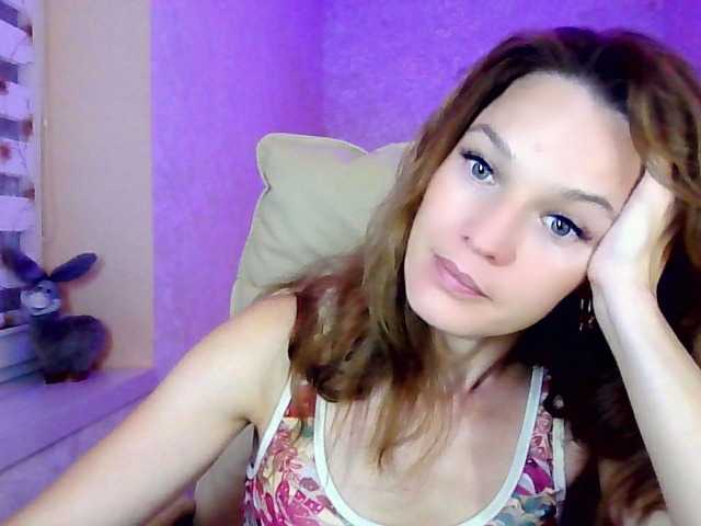 IridessaL online show from September 9, 5:54 pm