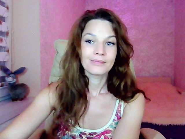 IridessaL online show from September 9, 7:00 pm