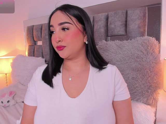 IrisEvans online show from July 31, 11:32 pm