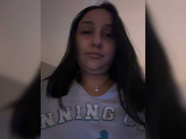 IrisEvans online show from August 5, 4:32 am