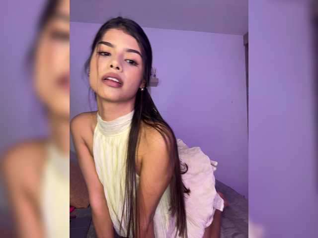 IsaBella-1 online show from August 6, 5:01 pm