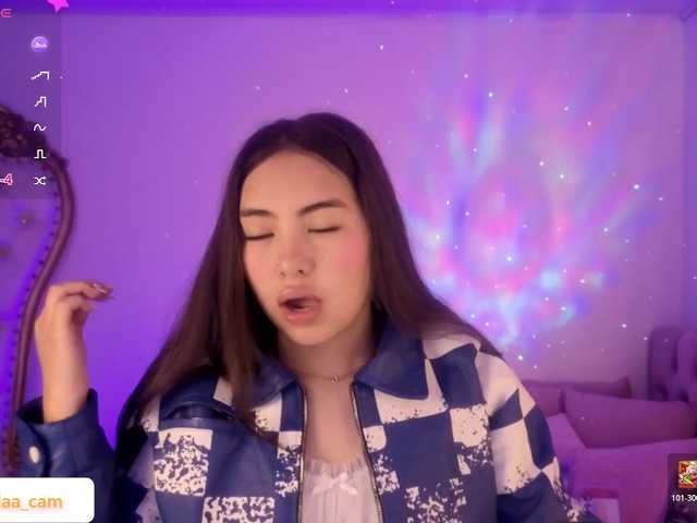 Isabela-tay online show from July 25, 12:42 pm