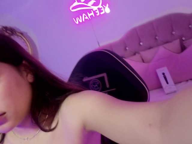 Isabela-tay online show from August 12, 12:40 pm
