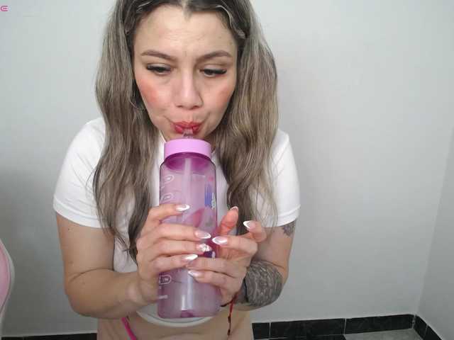 Isabella-wish1 online show from August 15, 9:13 am