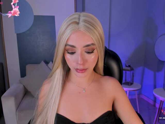 IsabellaMoreau online show from July 14, 11:16 pm