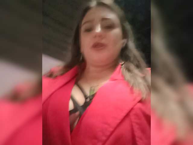 Isabellaagarcia online show from August 15, 4:11 pm