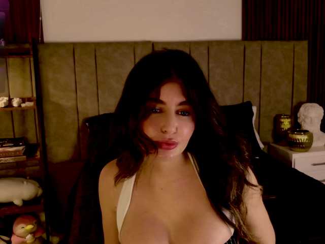 Isabellaprice online show from September 5, 4:12 pm