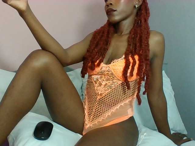 Isisqueen online show from June 14, 2:52 am