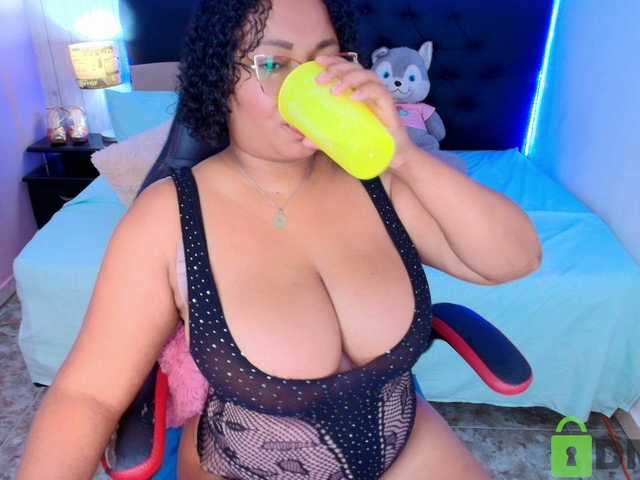 Italy-boobs online show from August 6, 3:33 pm