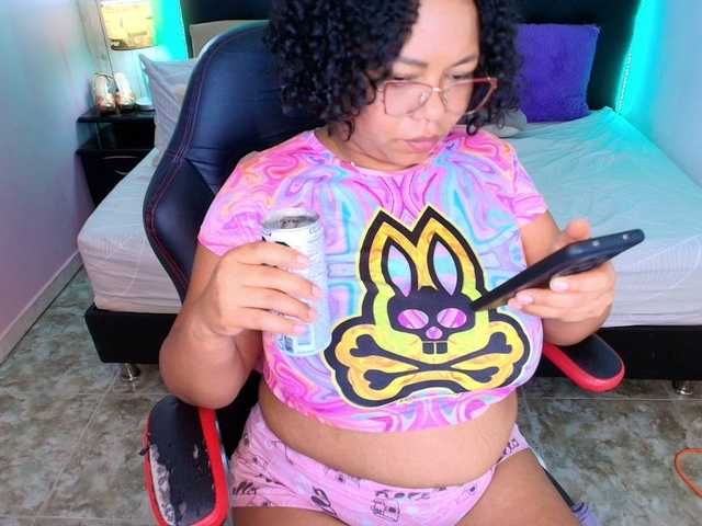 Italy-boobs online show from August 12, 5:15 pm