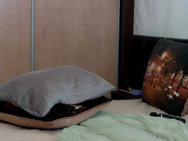 IrennaShine online show from August 3, 10:44 am