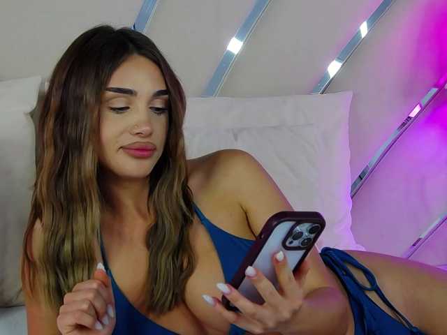 IvyNox online show from August 2, 9:00 pm