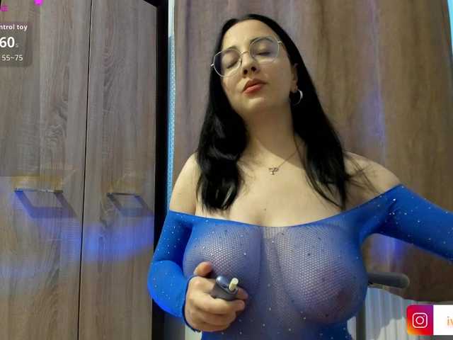 Ivyclouds7 online show from July 23, 1:46 pm