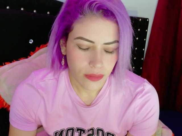 Ivypoison10 online show from August 5, 2:31 am