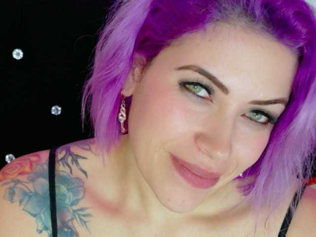Ivypoison10 online show from August 8, 12:33 am