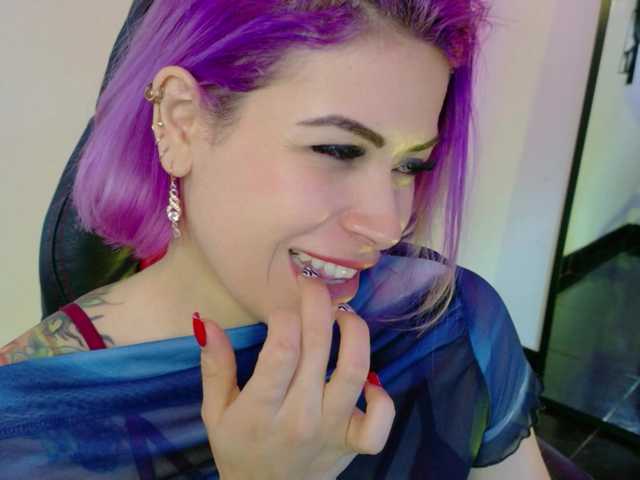 Ivypoison10 online show from August 15, 3:10 am