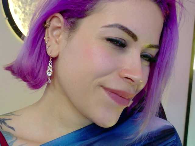 Ivypoison10 online show from August 15, 6:39 am