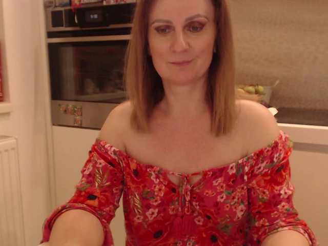 JacquiGray online show from July 2, 11:17 pm